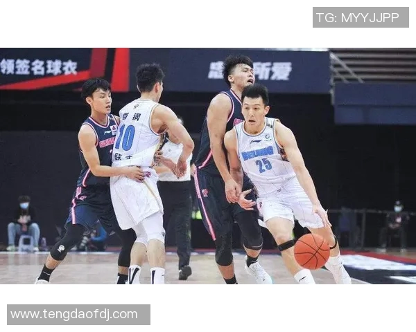 重庆篮球队阵地战深度解析与战术创新探讨